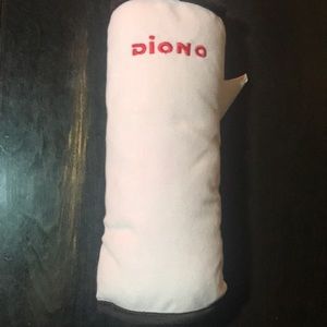 Kids seat belt cushion cover used but in excellent condition